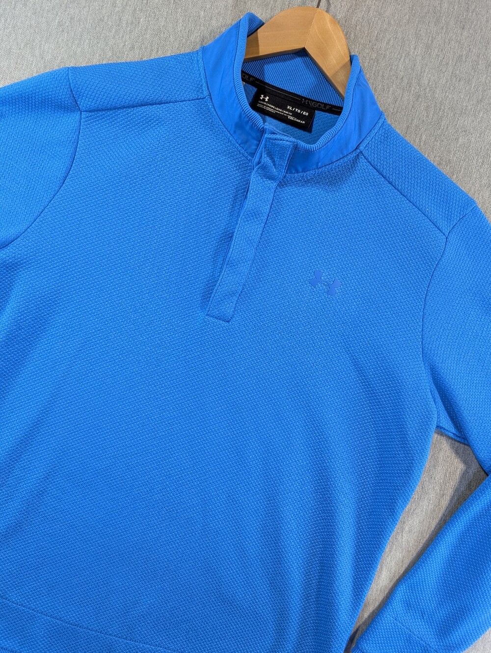 Under Armour Golf Loose Fit Pullover Men's XL Blue Dimpled 1/4 Snap